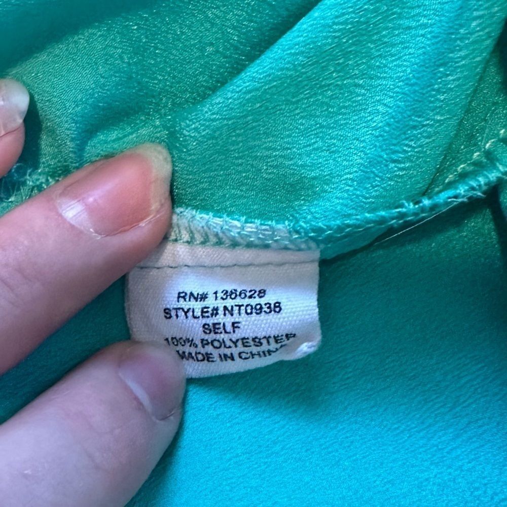 Sleeveless Blouse Mint Green - Picture 8 of 8